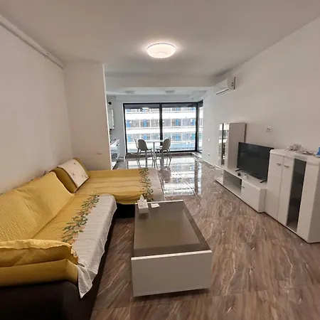 Teacher3 Apartmán